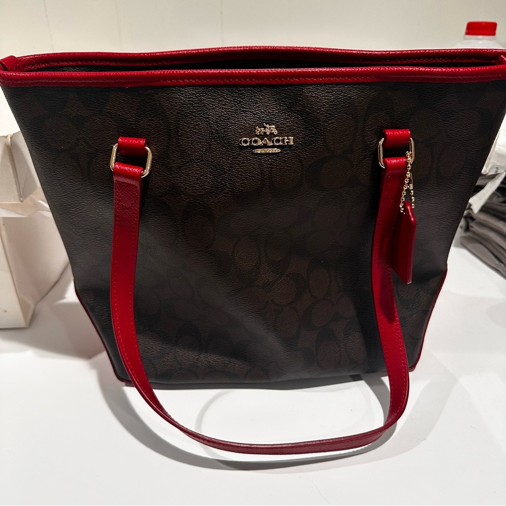 Coach City Tote Bag in Signature Coated Canvas
